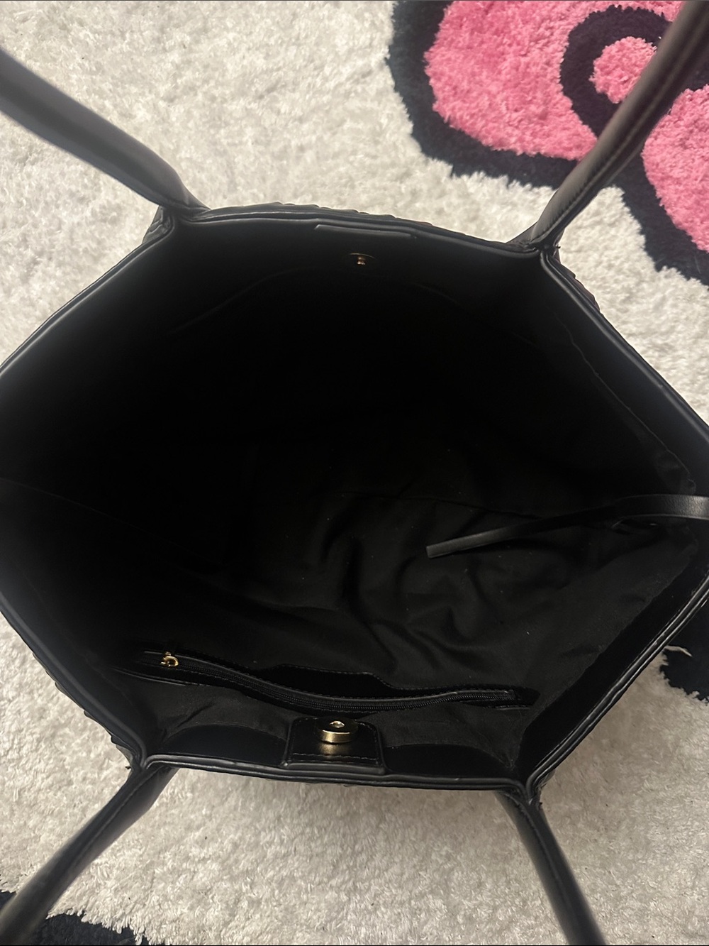 Black Woven Tote Bag - Classic Women's Shoulder Bag - Picture 2 of 3